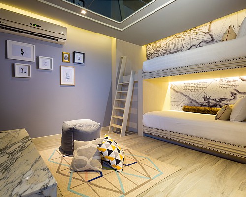 Family Suite with Bunk Bed